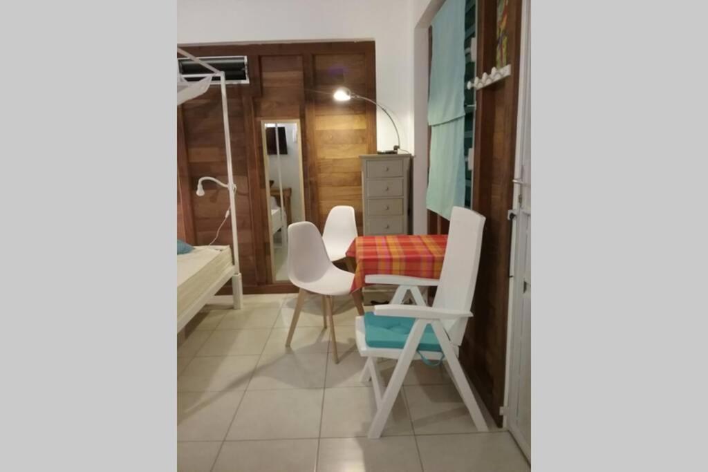 Gite Cajou Dans Jardin Tropical Ventile A Sainte-Anne Ngoại thất bức ảnh